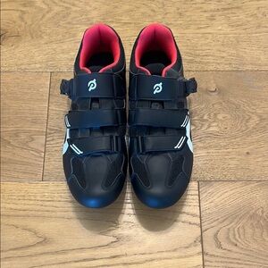 Peloton Cycling Shoes Sz 47 (like new)